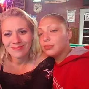 Meet your Posher, E isabel