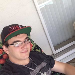 Meet your Posher, Hunter