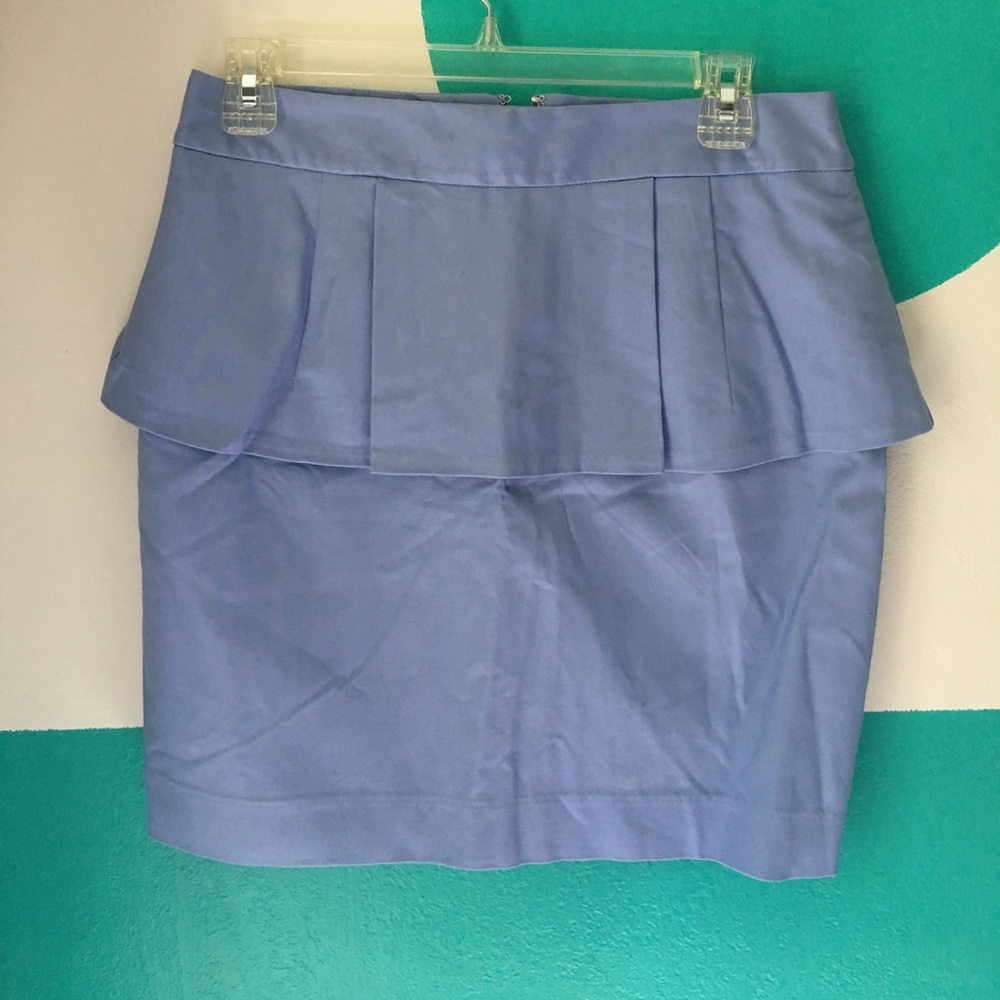 Light blue skirt with pleats - TAGS ON