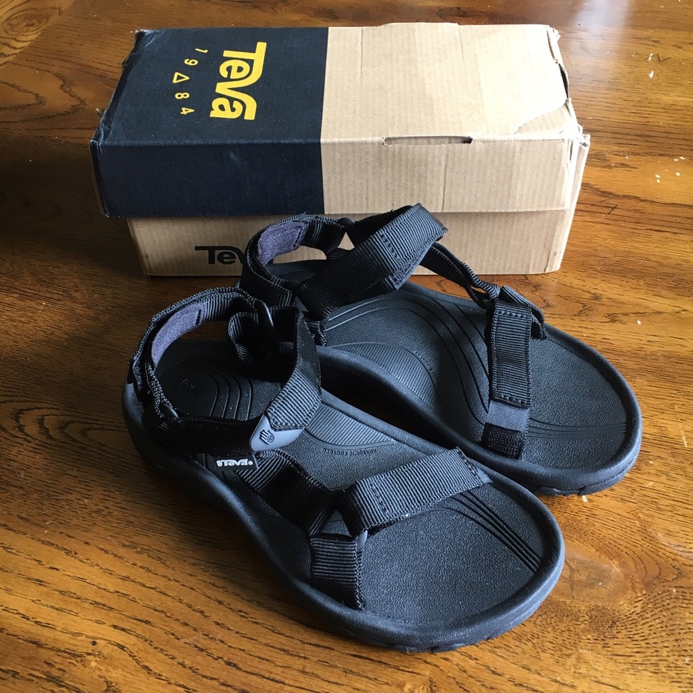Women's Teva Hurricane XLT