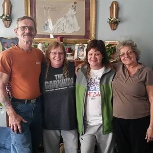 Meet your Posher, Edna