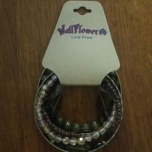 Wallflower bracelet set