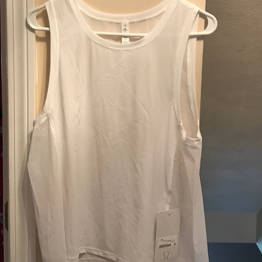 Lululemon sole training tank