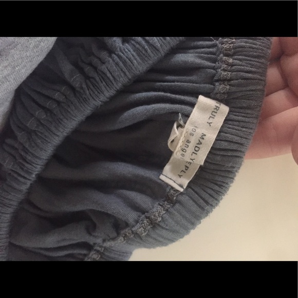 Truly Madly Deeply off the shoulder top - Picture 3 of 3