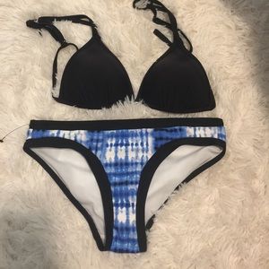 Bikini top & bottom
