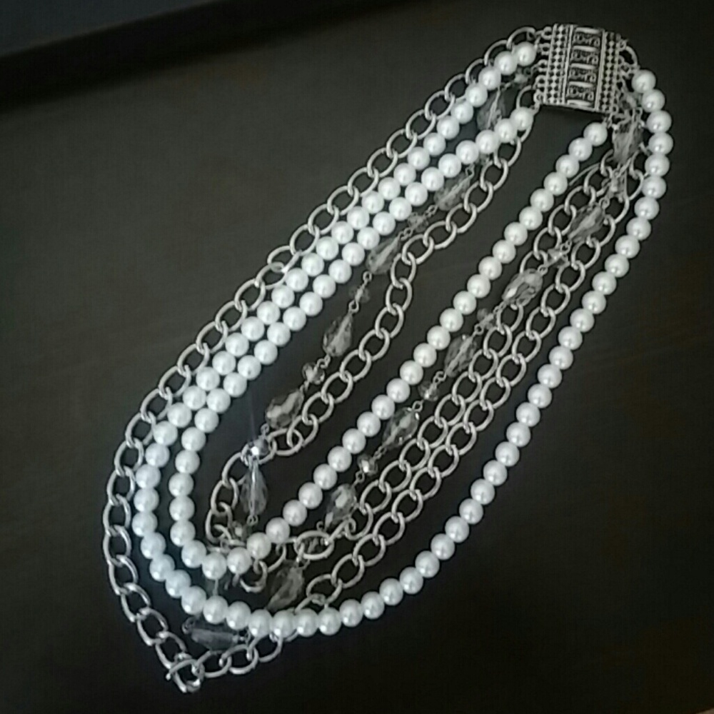 Stunning Necklace! Hurry While It's In!
