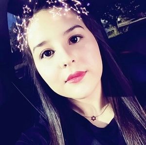 Meet your Posher, Valerie