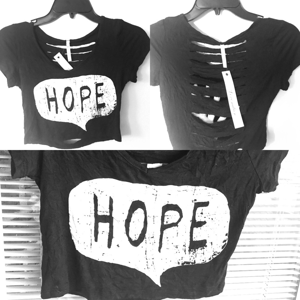 Hope is here! Short crop top