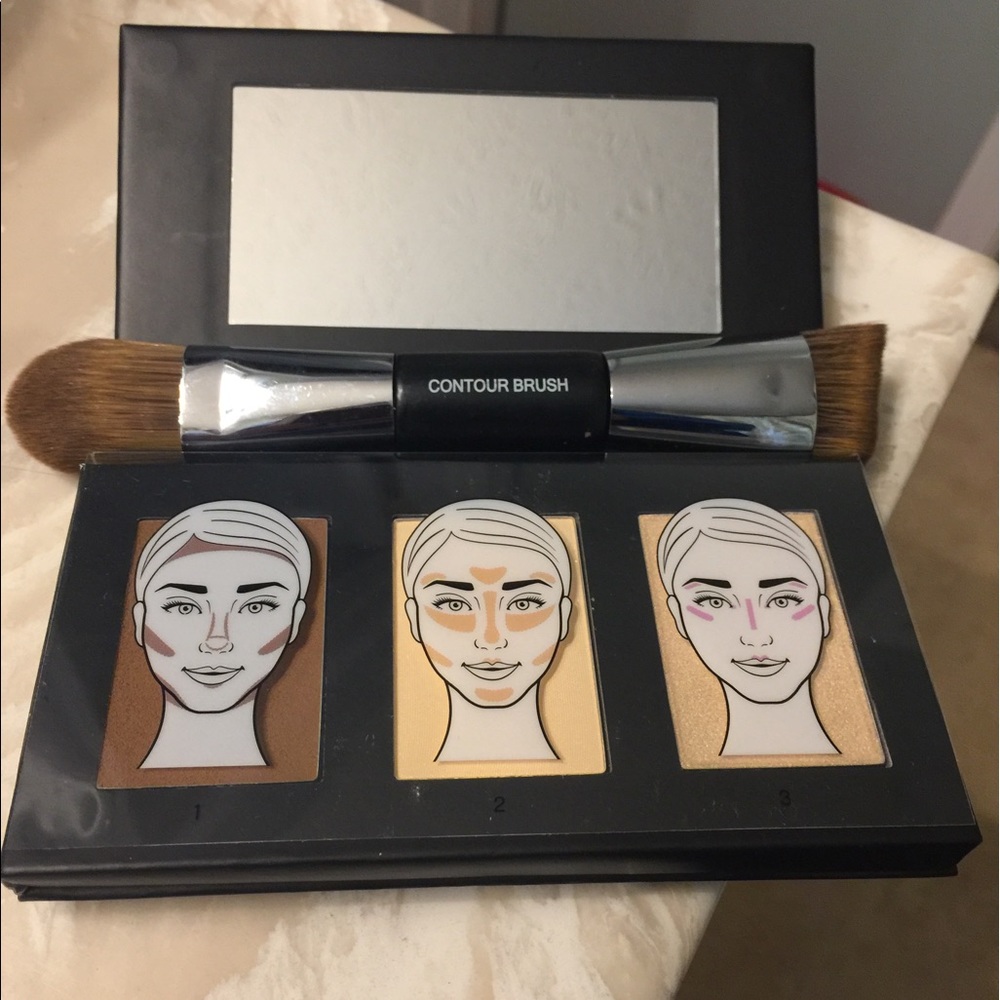 Younique contour brush and sculpting trio