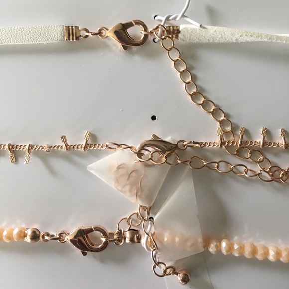 Chokers - Picture 2 of 2