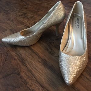 Gold heels size 8