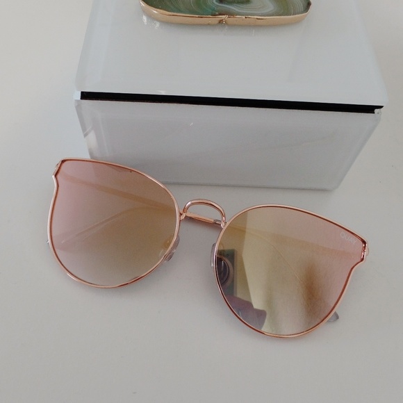 Quay Australia Accessories - Quay Australia "All My Love" in Rose Gold/Pink