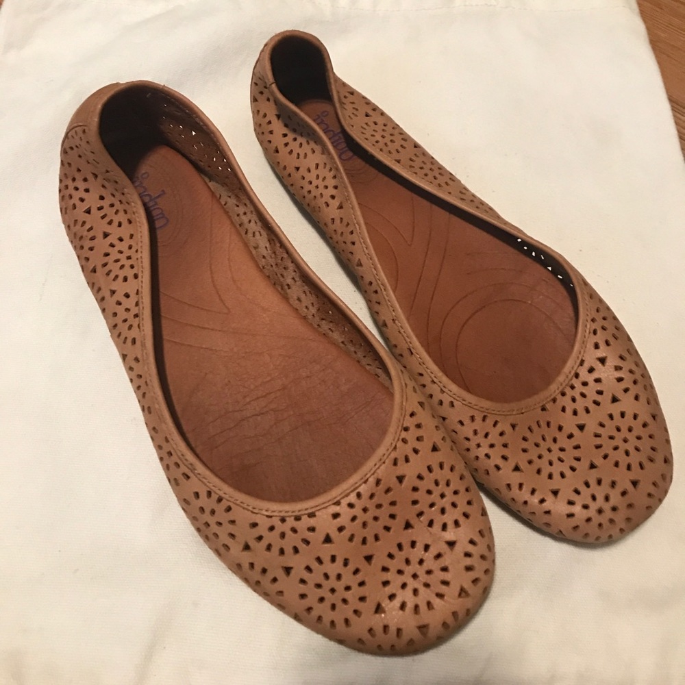 Indigo by Clarks Skimmer leather cut-out flats