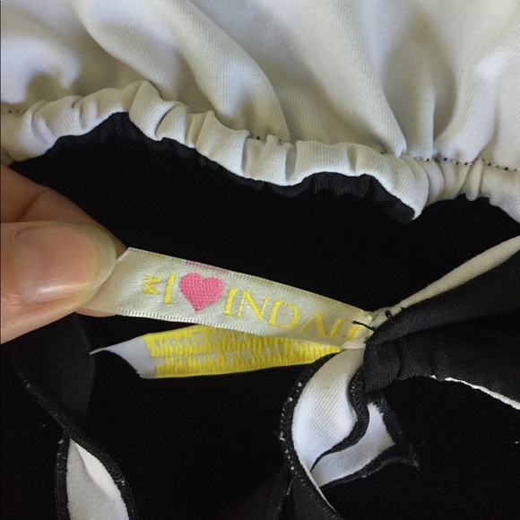 Indah Reversible bikini top - Picture 3 of 3