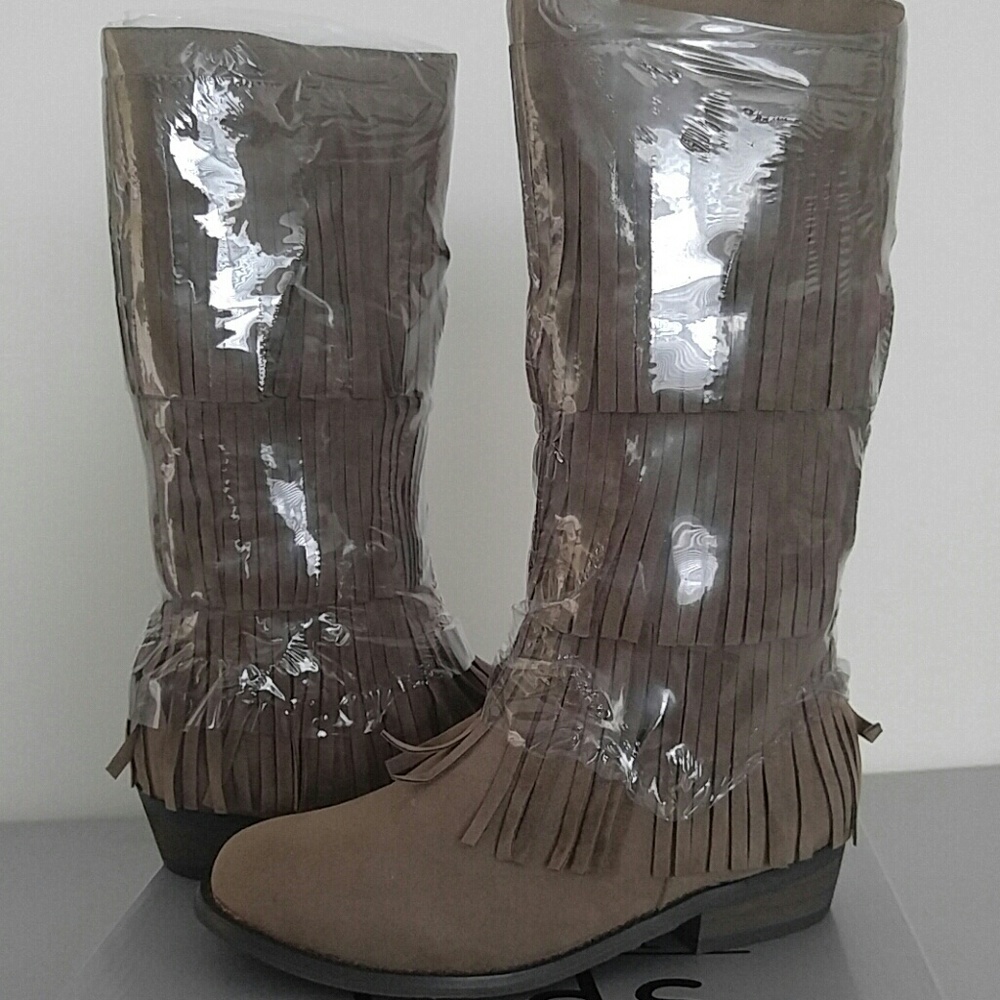 Tan Tall Fringe Boots