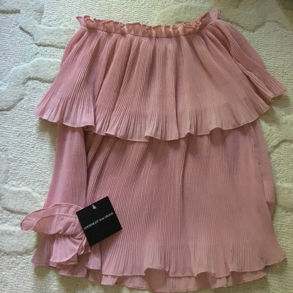 NWT pink off the shoulder crinkled top size M