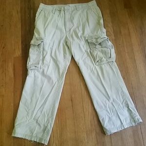 Mossimo Supply CO. Cargo Khakis  (36x30)👖