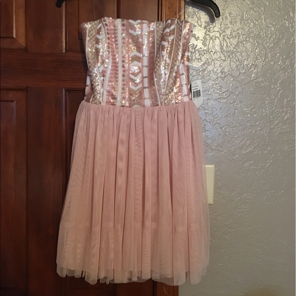 NWT Dillard's dress