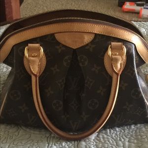 Tivoli Louise Vuitton