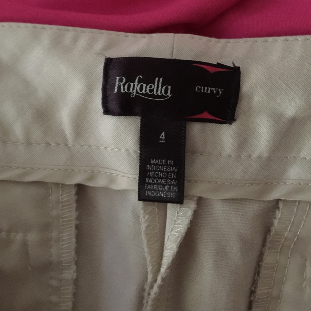 Rafaela khaki capris