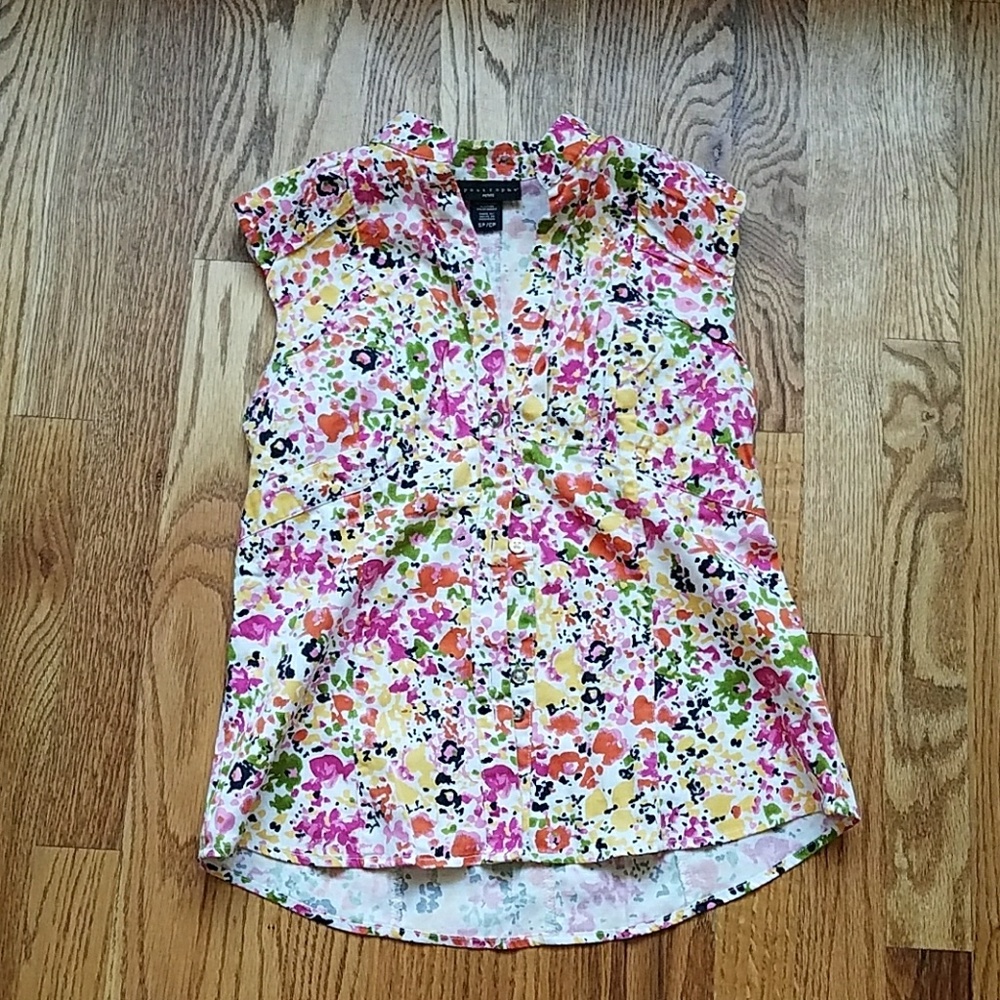 Apostrophe button down shirt