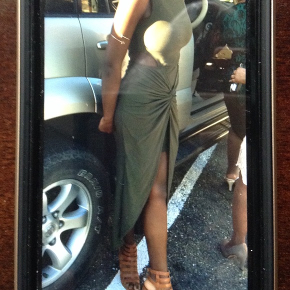 ❗️SOLD❗️Fashion Nova Sleeveless Olive Green Dress - Picture 5 of 5
