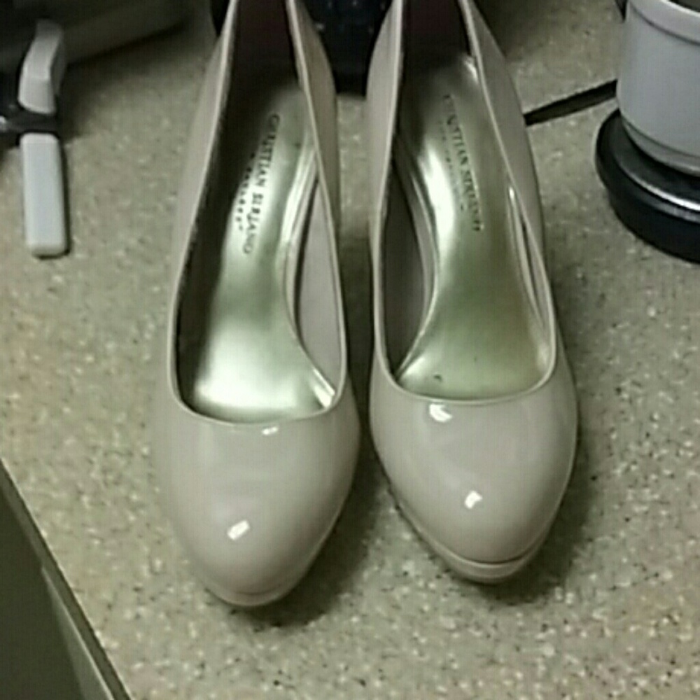 Womans shoes