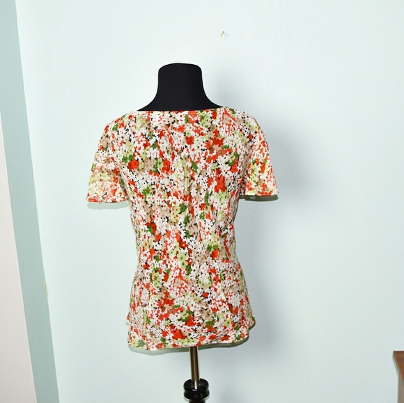 Express Floral Print Flowy Blouse - Picture 2 of 2
