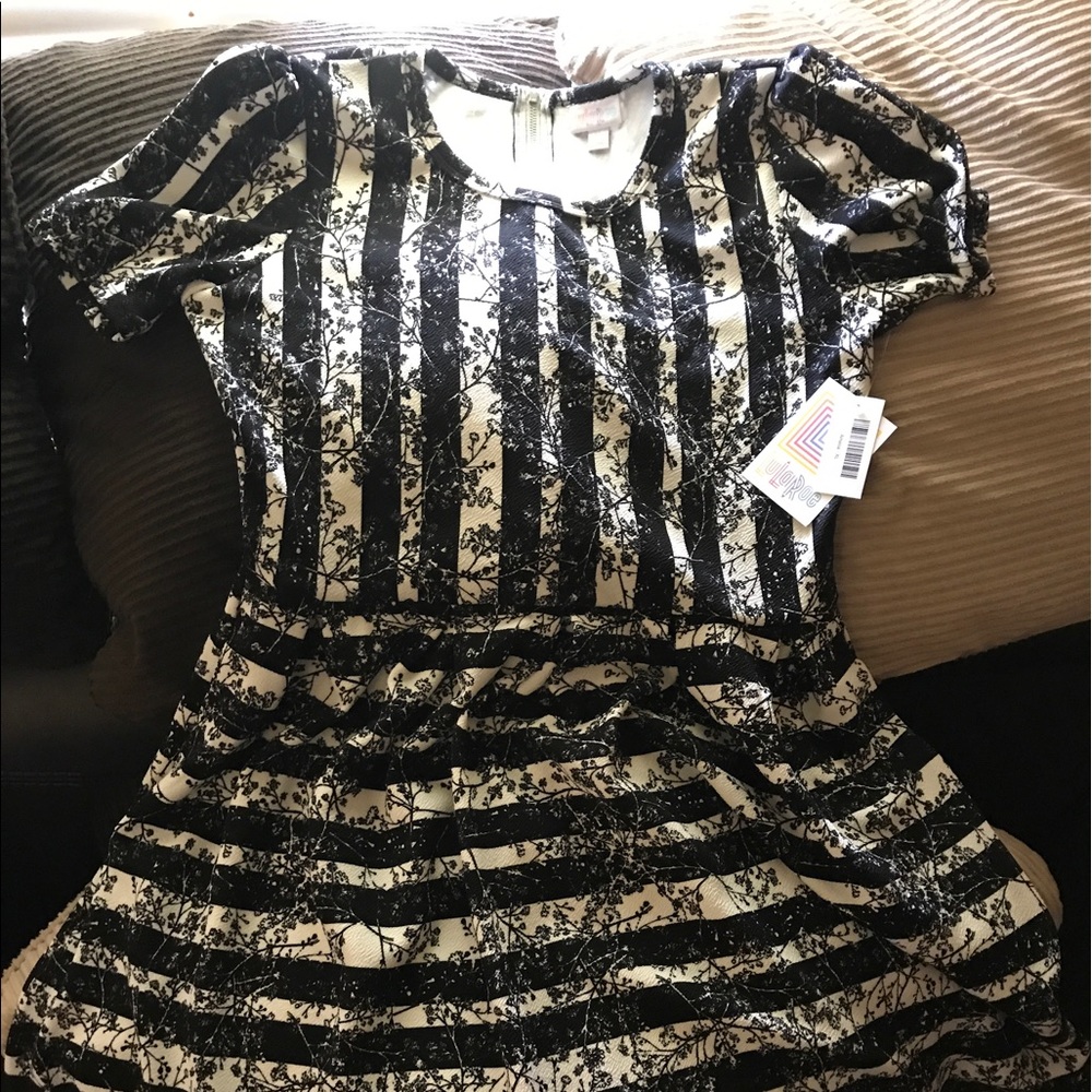 Lularoe Amelia