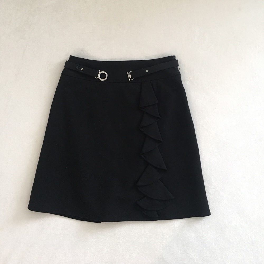 White House Black Market ruffle skirt