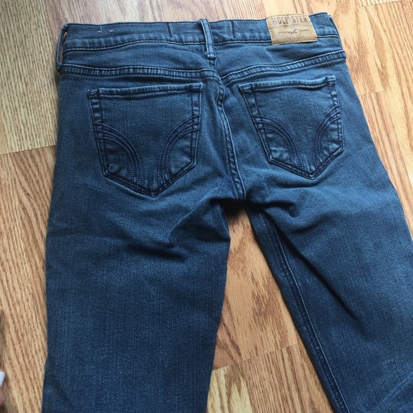 Hollister jeans - Picture 2 of 3