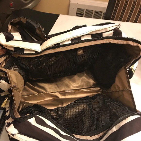 Jujube Be Prepared Diaper Bag - Picture 4 of 7