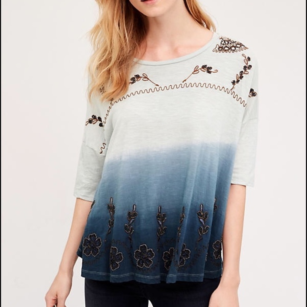Anthropologie Akemi + Kin Ombré swing tee