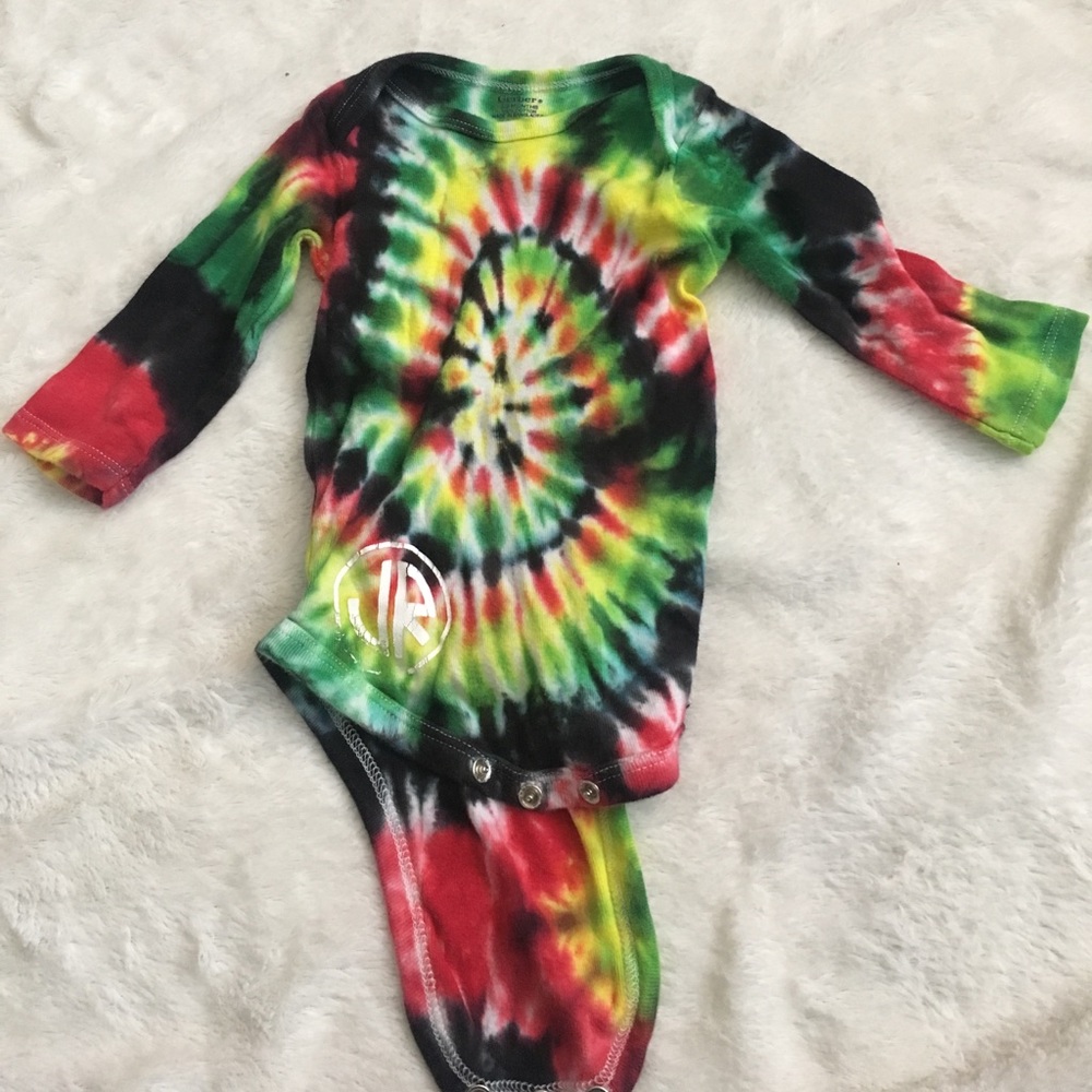 🌻Baby handmade tye-dye bodysuit