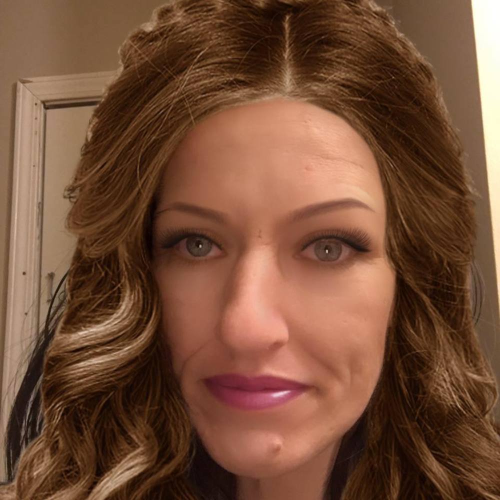 Meet your Posher, Stephanie