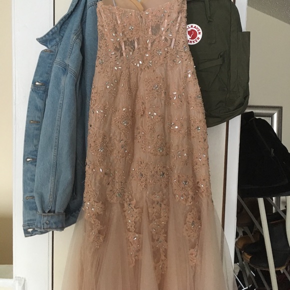 Prom dress - Picture 6 of 8