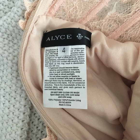 Prom dress - Picture 7 of 8