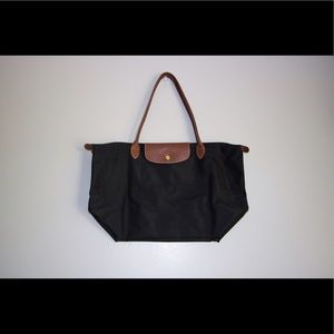 Longchamp purse