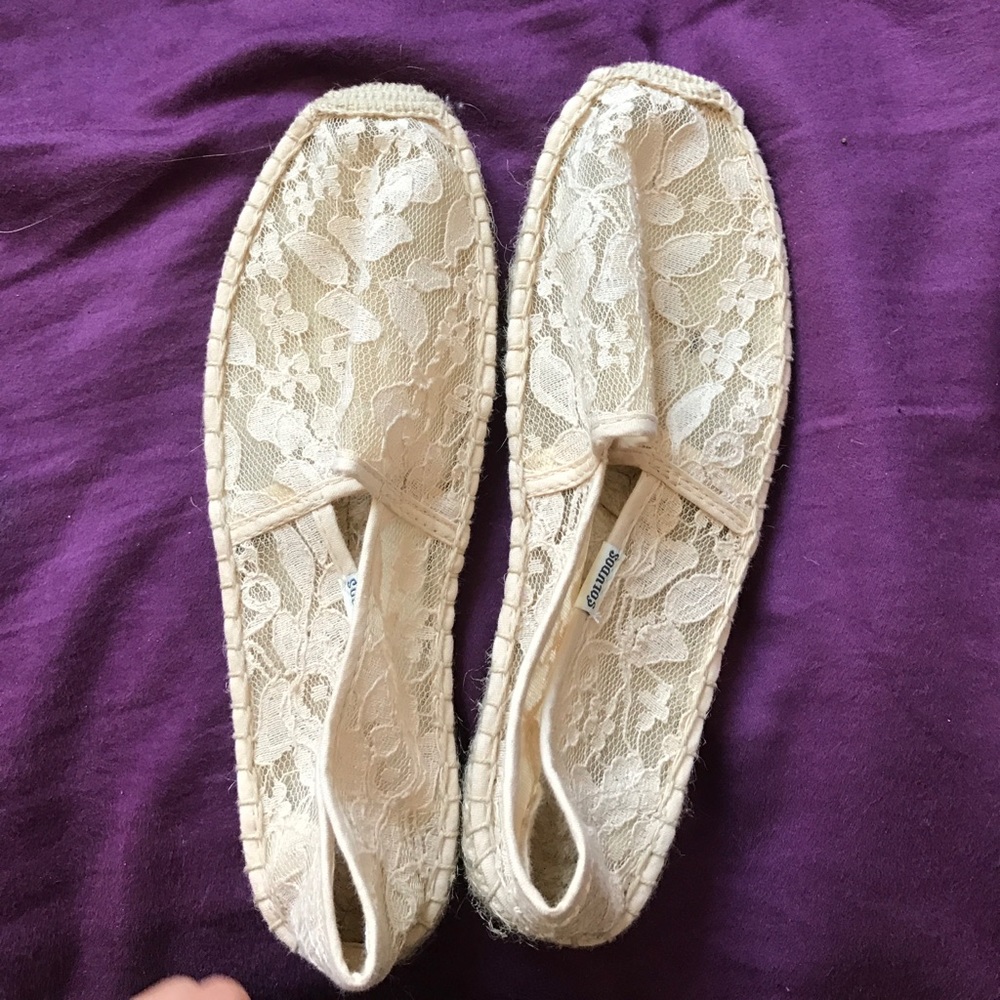 Soludos lace