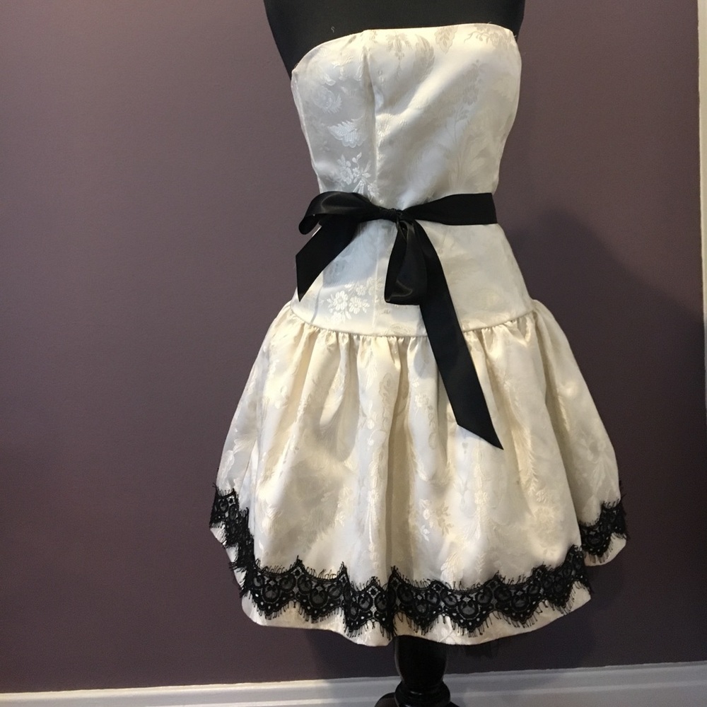 Rare Jessica McClintock dress