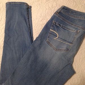 American Eagle Super Stretch Jegging