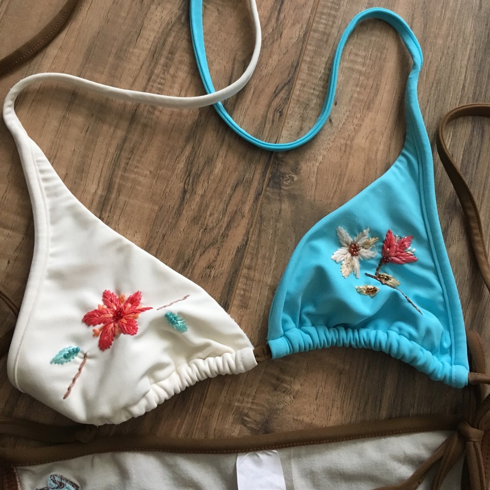 Bikini - Picture 2 of 2