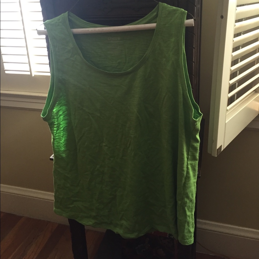 Chicos top never worn