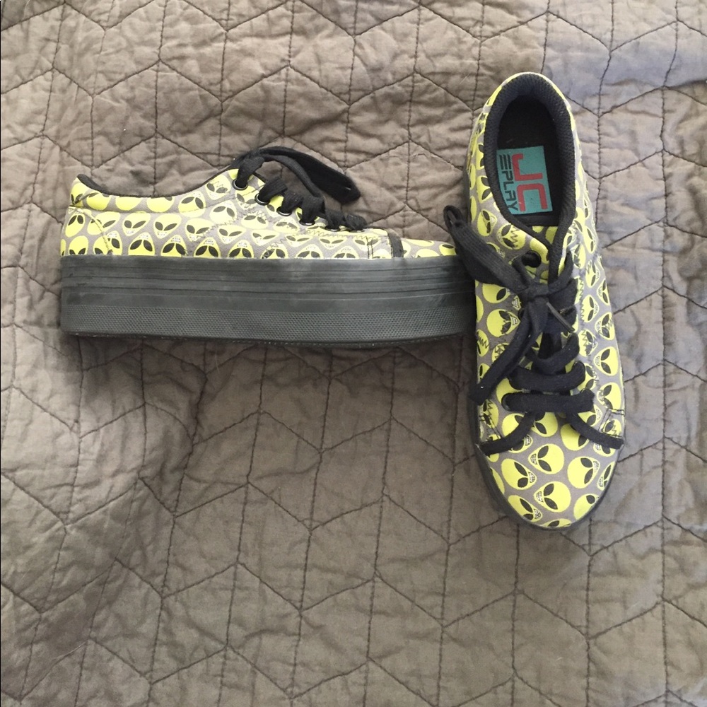 Jeffrey Campbell alien platforms
