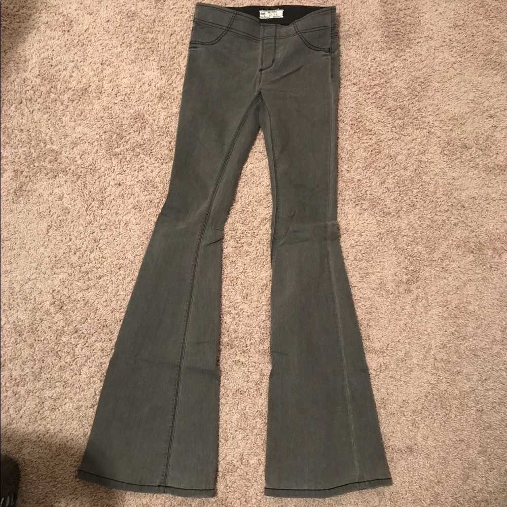 Size 25 Free People Pull-On Flare Jean