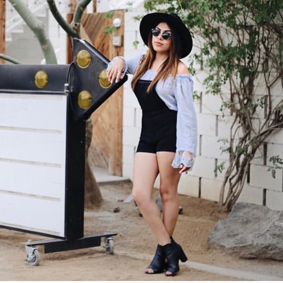 Shorts - Suede black overalls Shorts - Suede black overalls