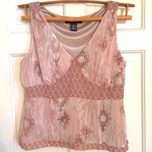 Jones Wear. Pink, tan lined shell/tank. Size 12.