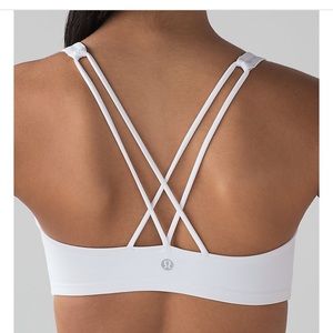 Lululemon free to be bra
