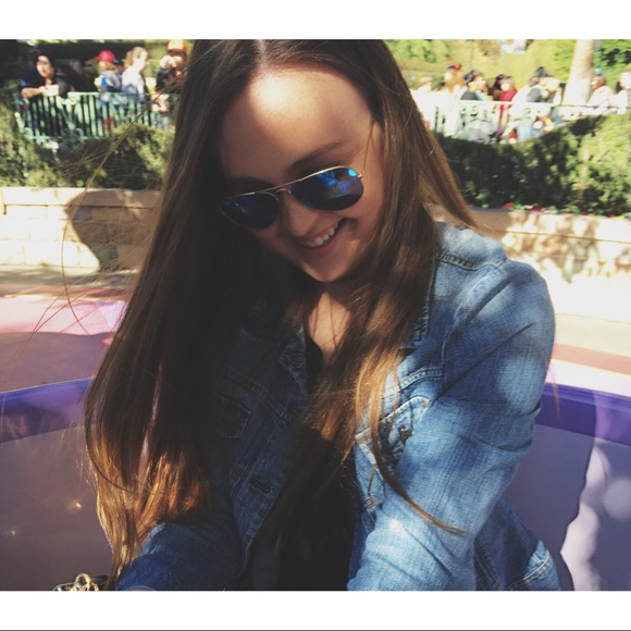 Meet your Posher, Sophie - Picture 1 of 1