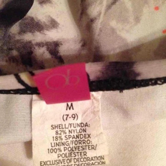 Cute Bikini Set - Picture 4 of 4